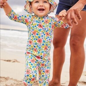 Mini Boden Pretty Surf Suit One-Piece Rashguard Floral Girls Swimsuit 3/6m